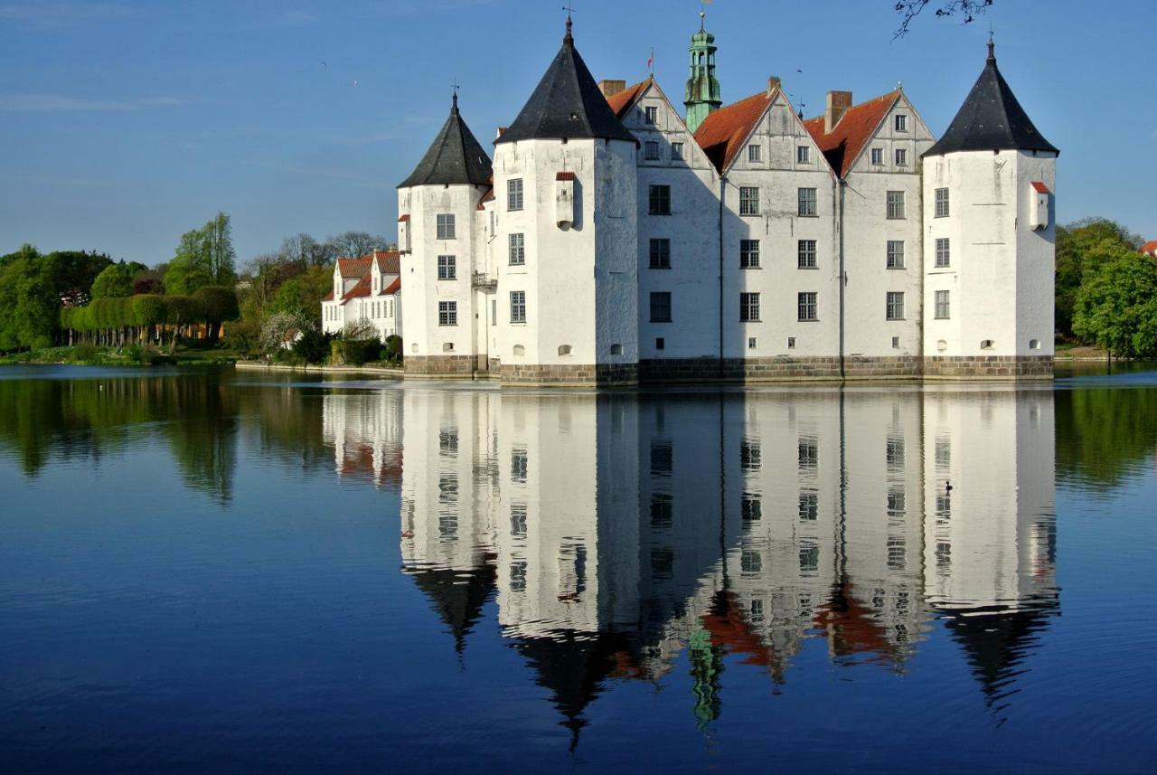 Haus Nordlys Apartment Glucksburg Bagian luar foto